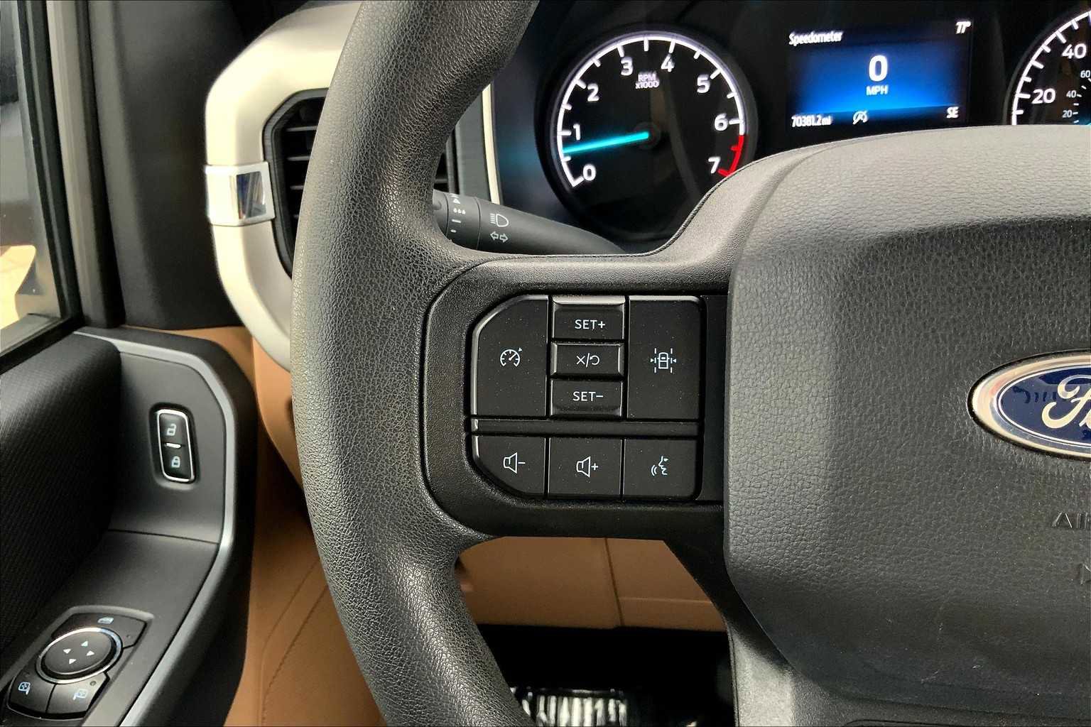 Used 2021 Ford F150 XLT image 24