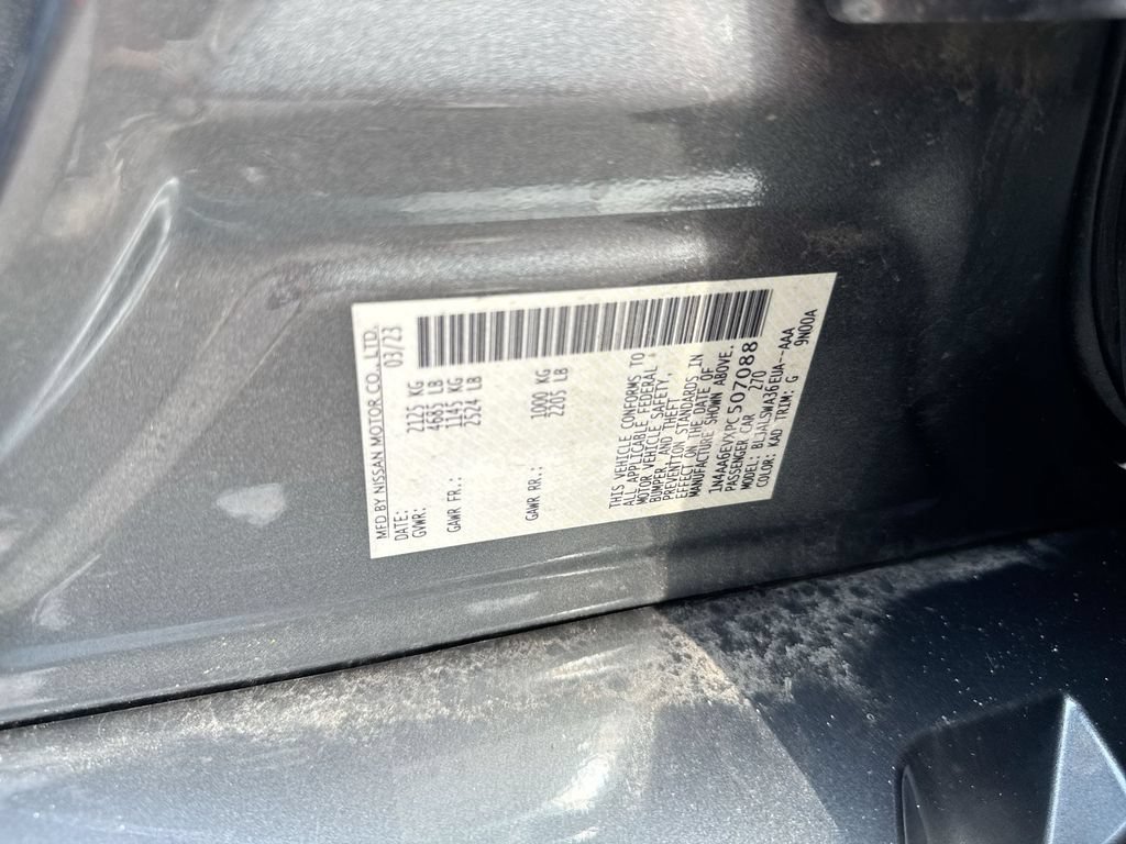 Used 2023 Nissan Maxima SR w/ Sport Mat Group FWD image 29