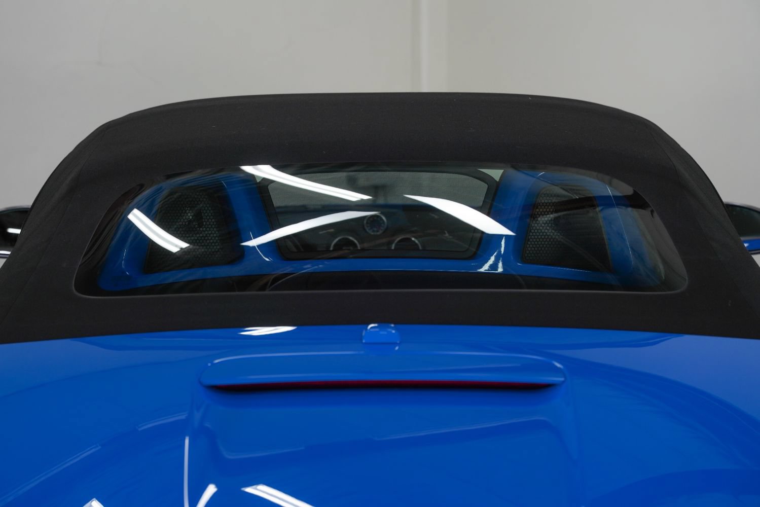 Used 2022 Porsche 718 Boxster RWD image 25