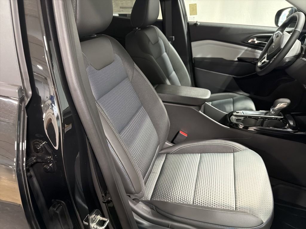 New 2026 Chevrolet Trax LT image 21