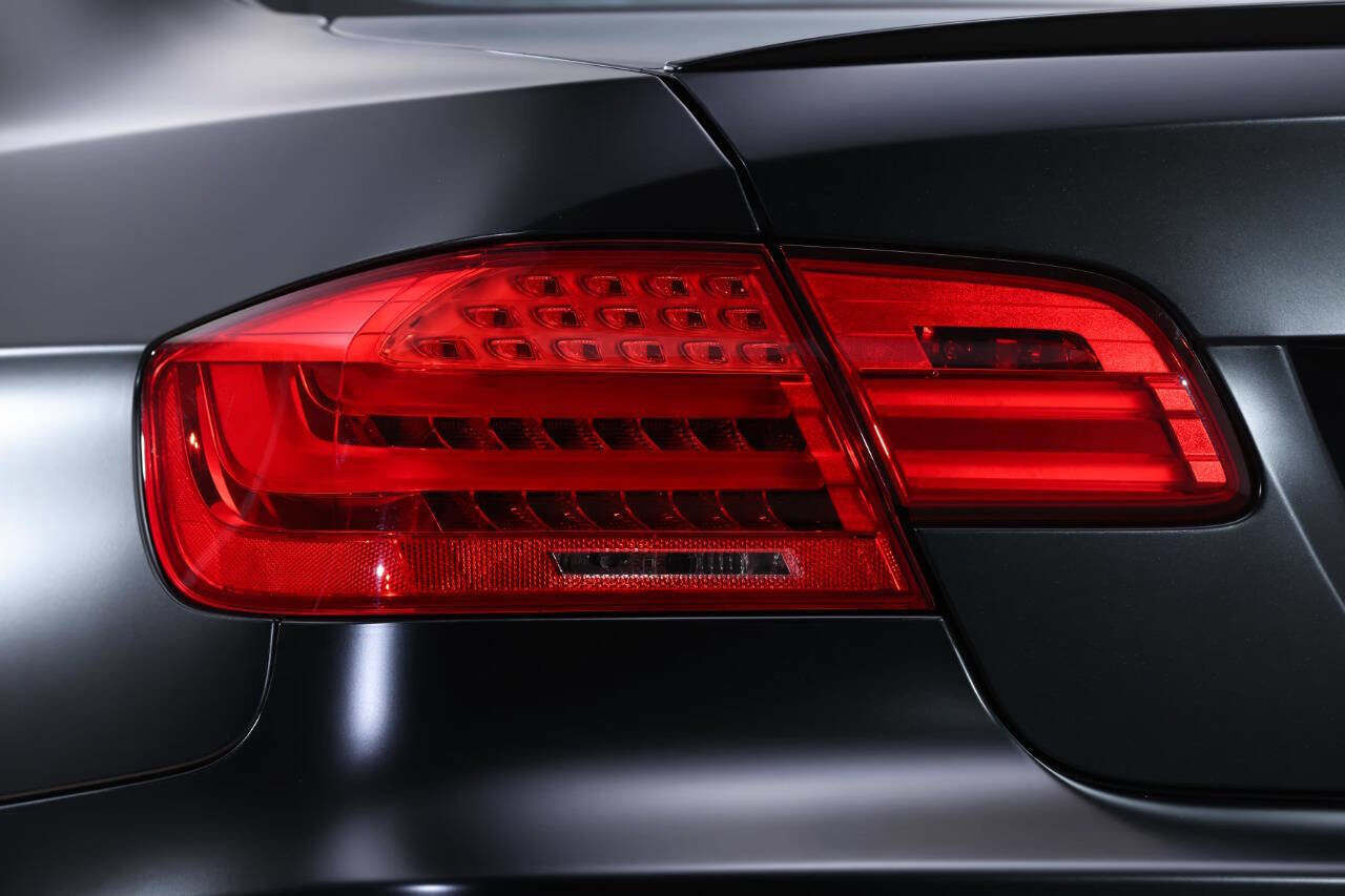 Used 2011 BMW M3 Coupe RWD image 8