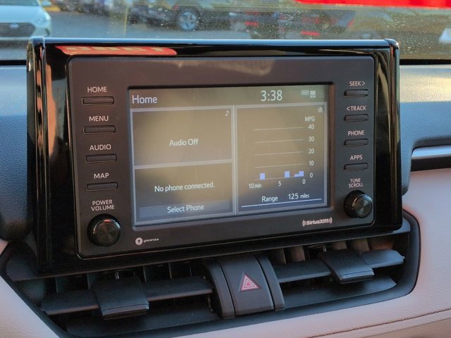 Certified 2022 Toyota RAV4 XLE image 25