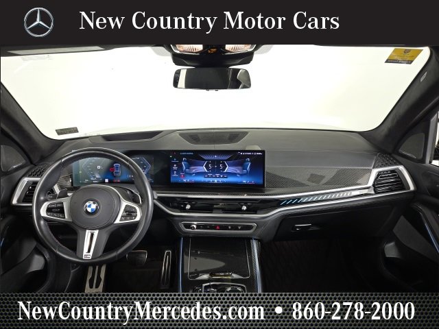 Used 2024 BMW X7 M60i image 21