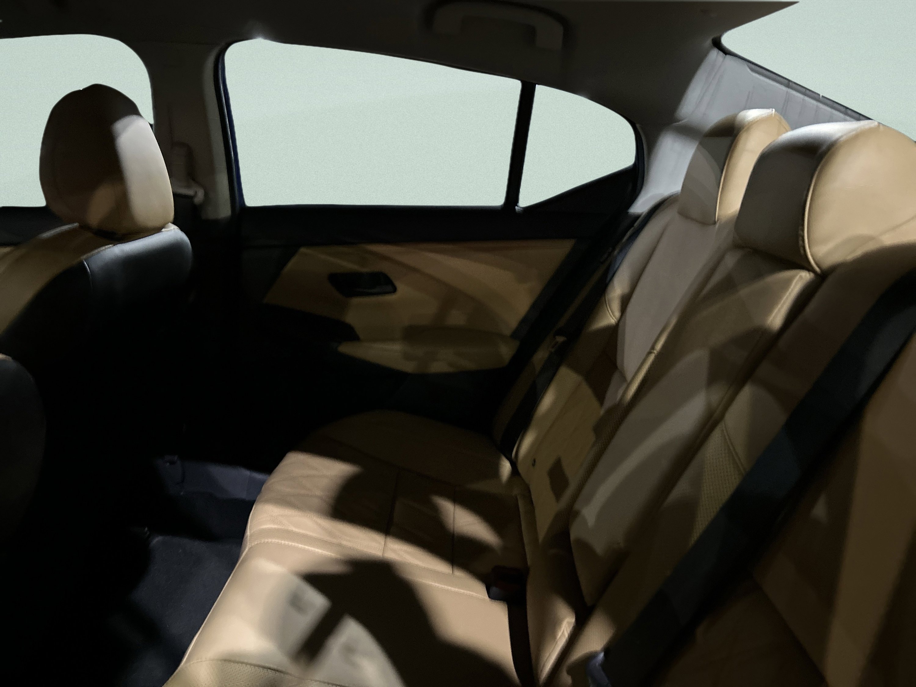 Used 2025 Nissan Sentra SV w/ SV Premium Package image 11