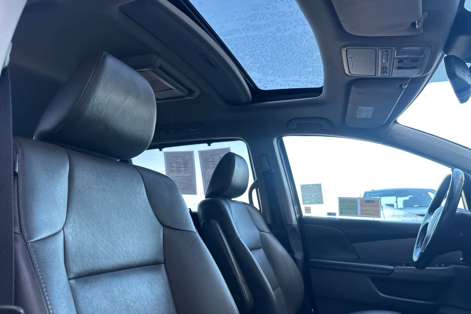 Used 2014 Honda Odyssey EX-L image 19