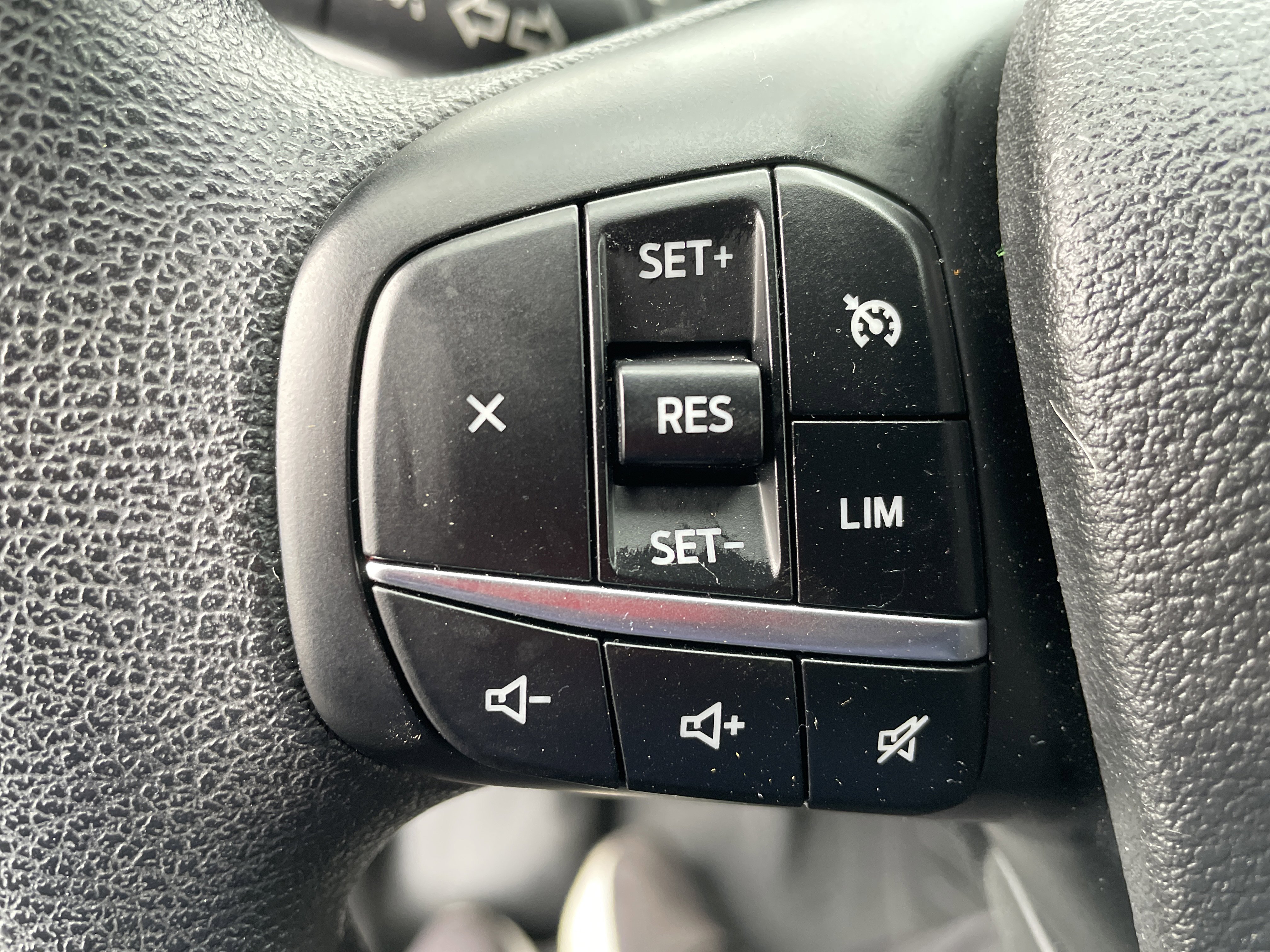 Used 2024 Ford Transit 250 Low Roof w/ Exterior Upgrade Package image 33