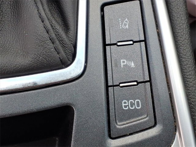 Used 2015 Cadillac SRX Performance w/ Driver Awareness Package image 11