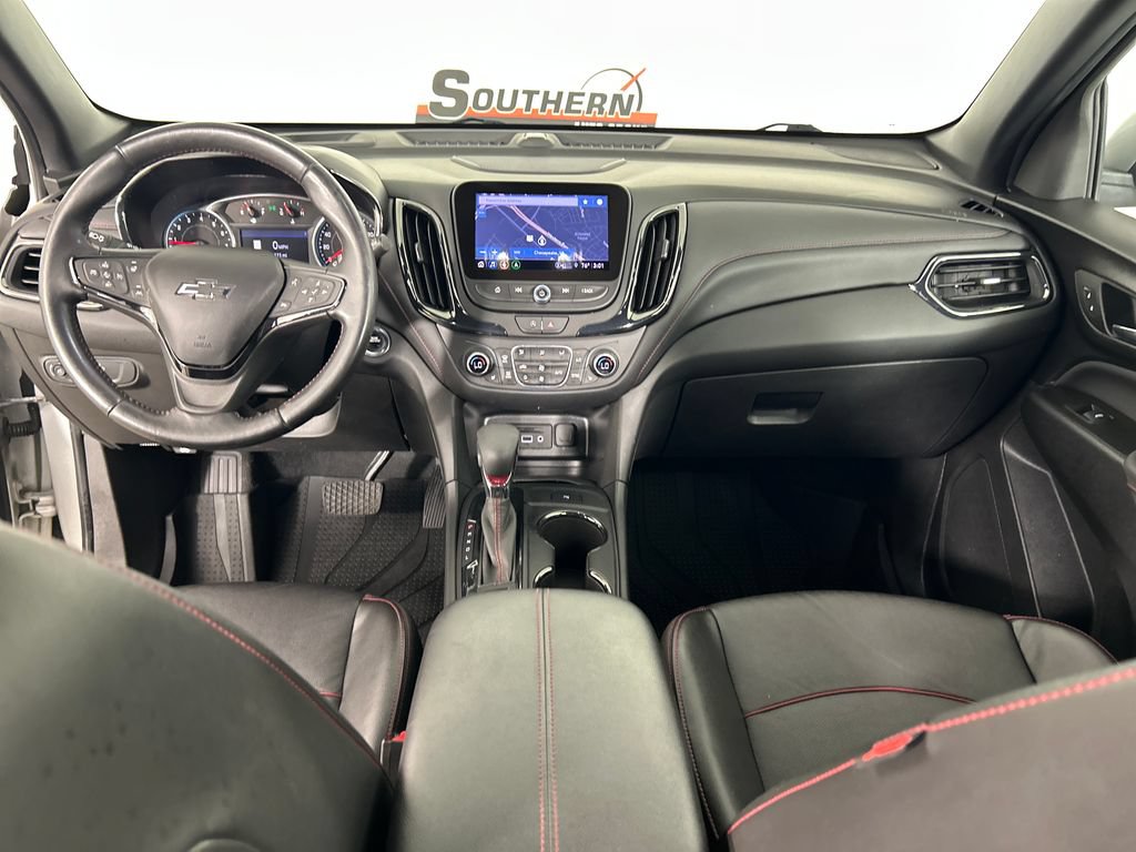 Used 2022 Chevrolet Equinox RS w/ RS Leather Package FWD image 18