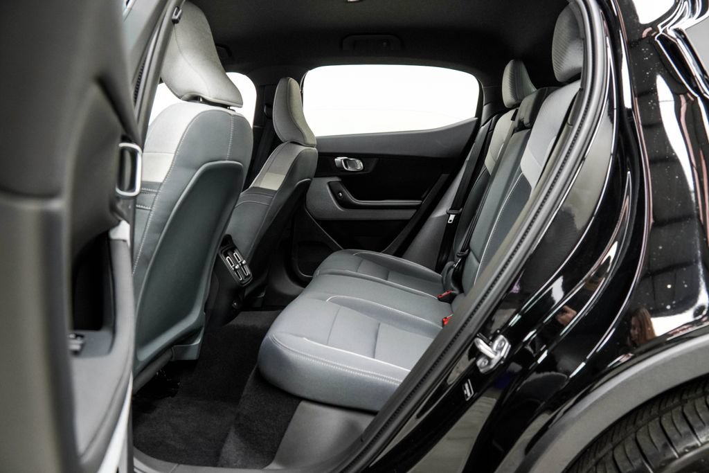 Used 2022 Polestar Polestar 2 AWD/4WD image 19
