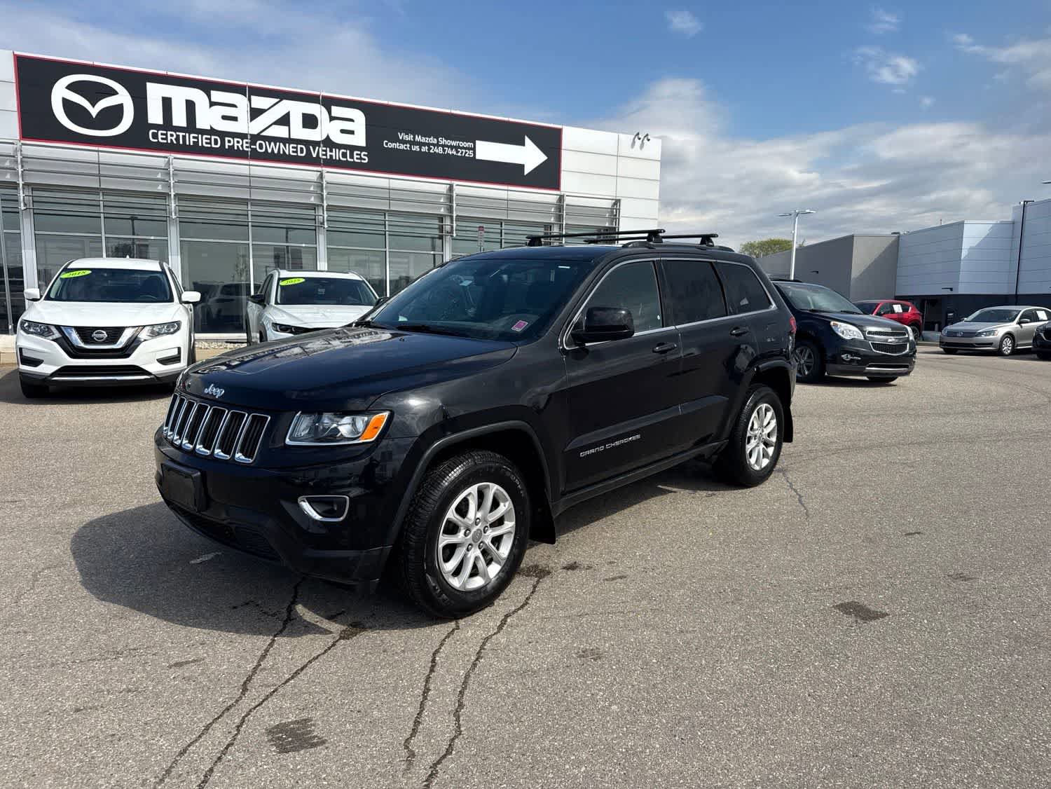 Used 2015 Jeep Grand Cherokee Laredo w/ Quick Order Package 23E AWD/4WD image 1