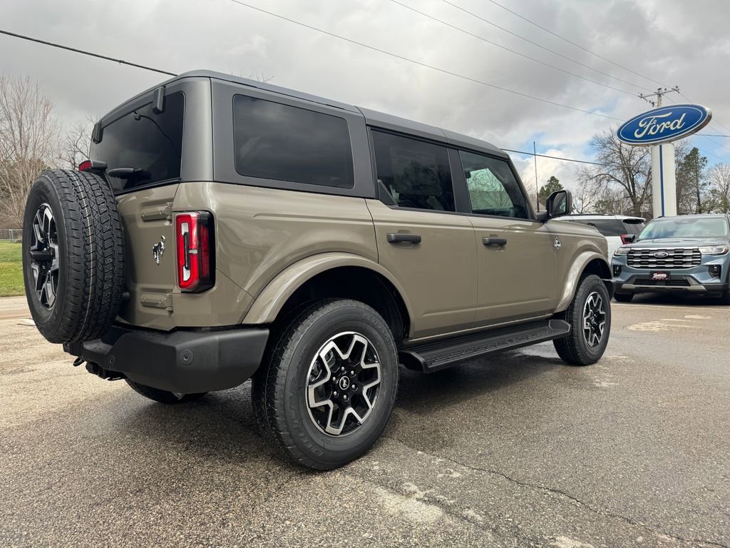 New 2026 Ford Bronco Outer Banks AWD/4WD image 5