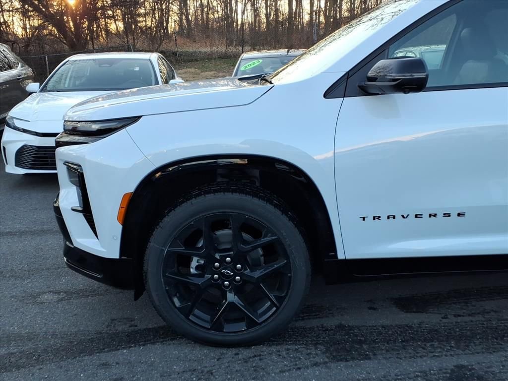 New 2026 Chevrolet Traverse RS image 6
