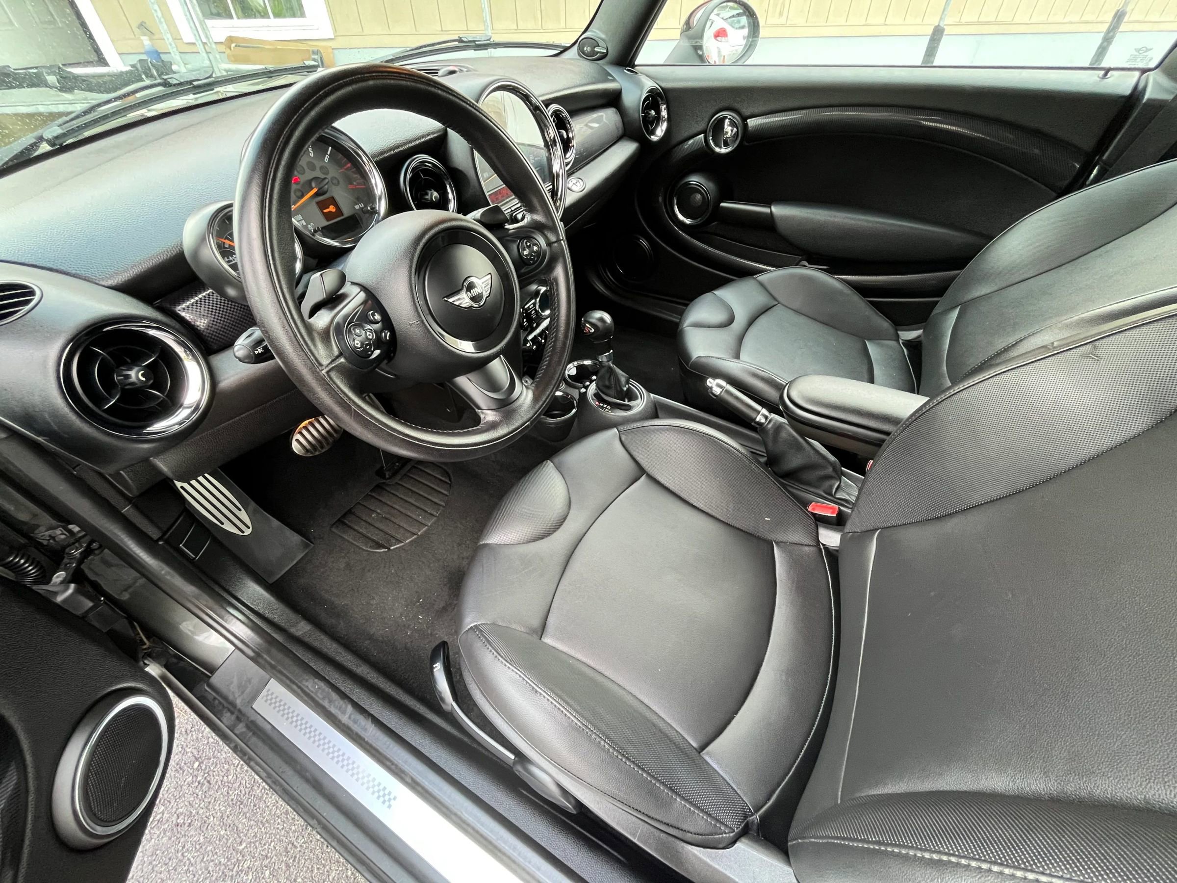 Used 2015 MINI Cooper S image 8