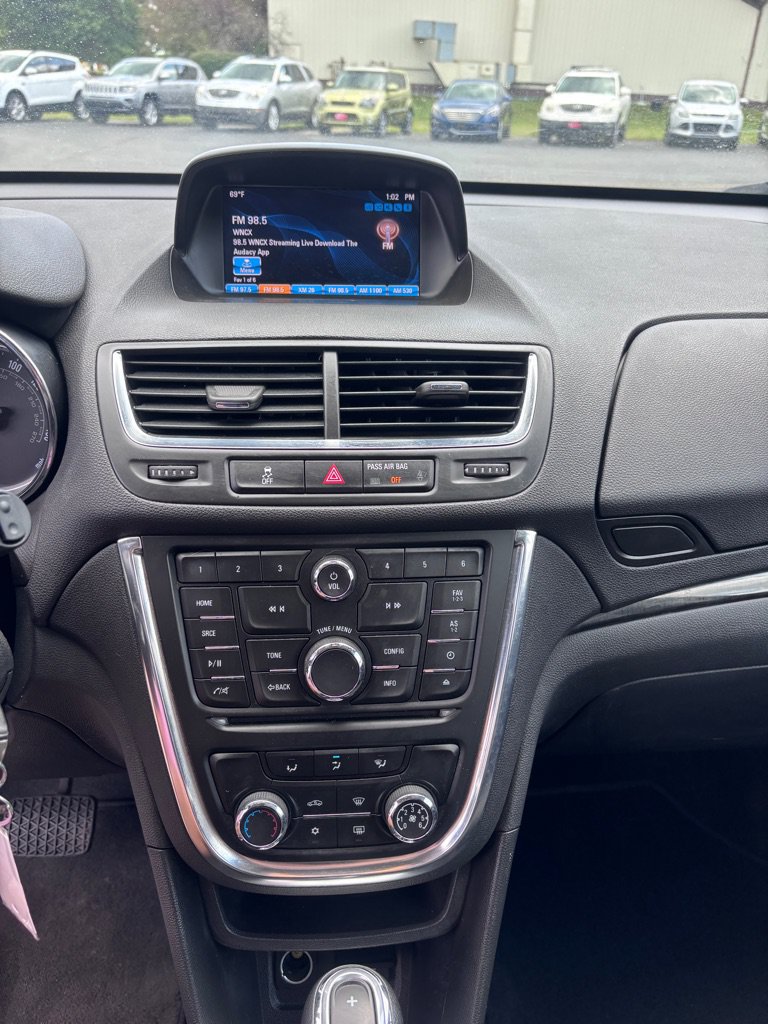 Used 2015 Buick Encore FWD image 17
