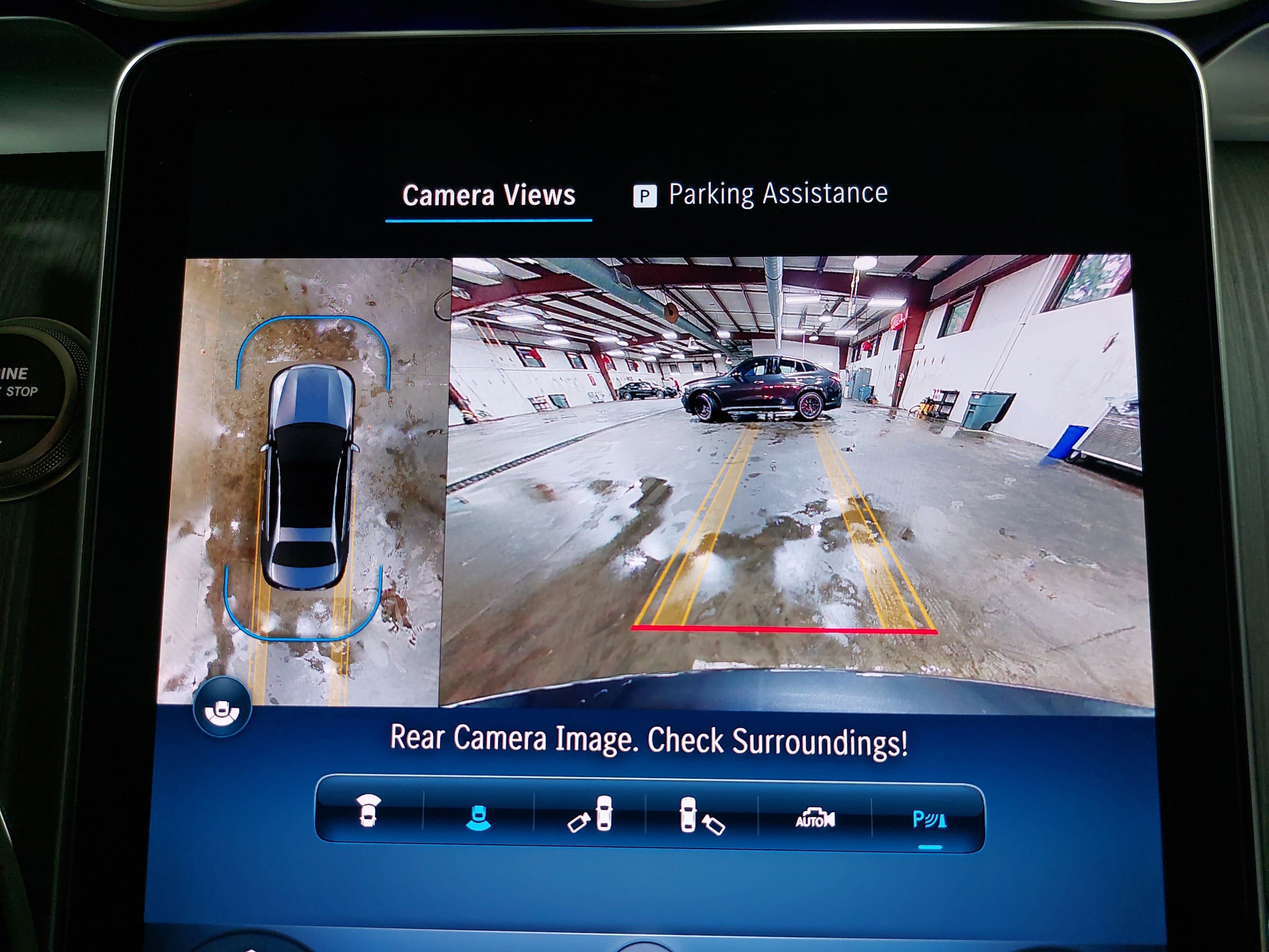 Used 2025 Mercedes-Benz C 300 Sedan image 23