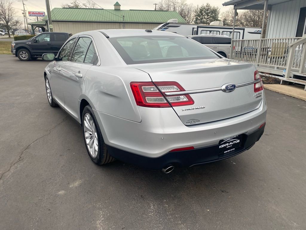 Used 2018 Ford Taurus Limited FWD image 7