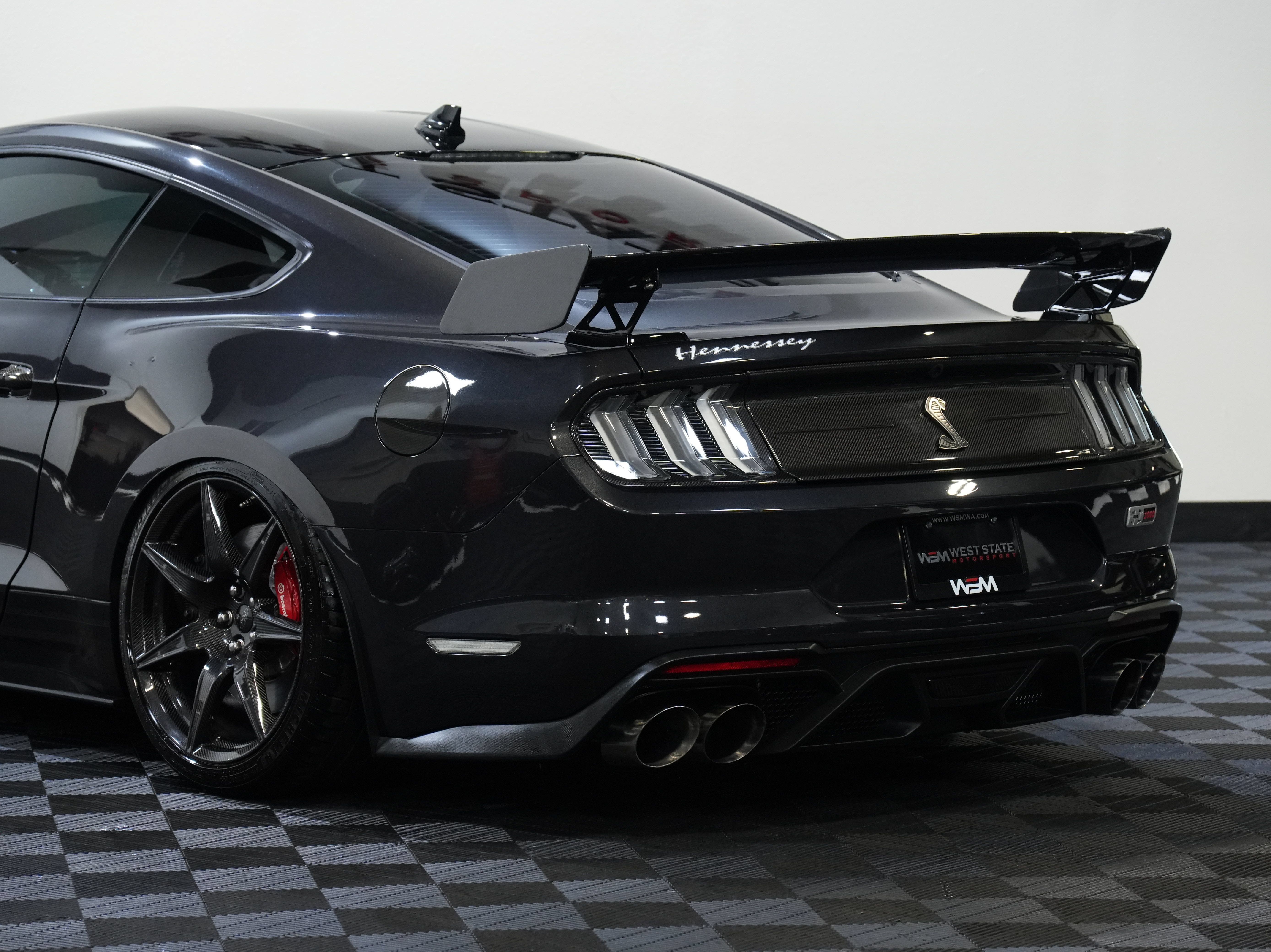 Used 2022 Ford Mustang Shelby GT500 w/ Carbon Fiber Track Pack RWD image 17