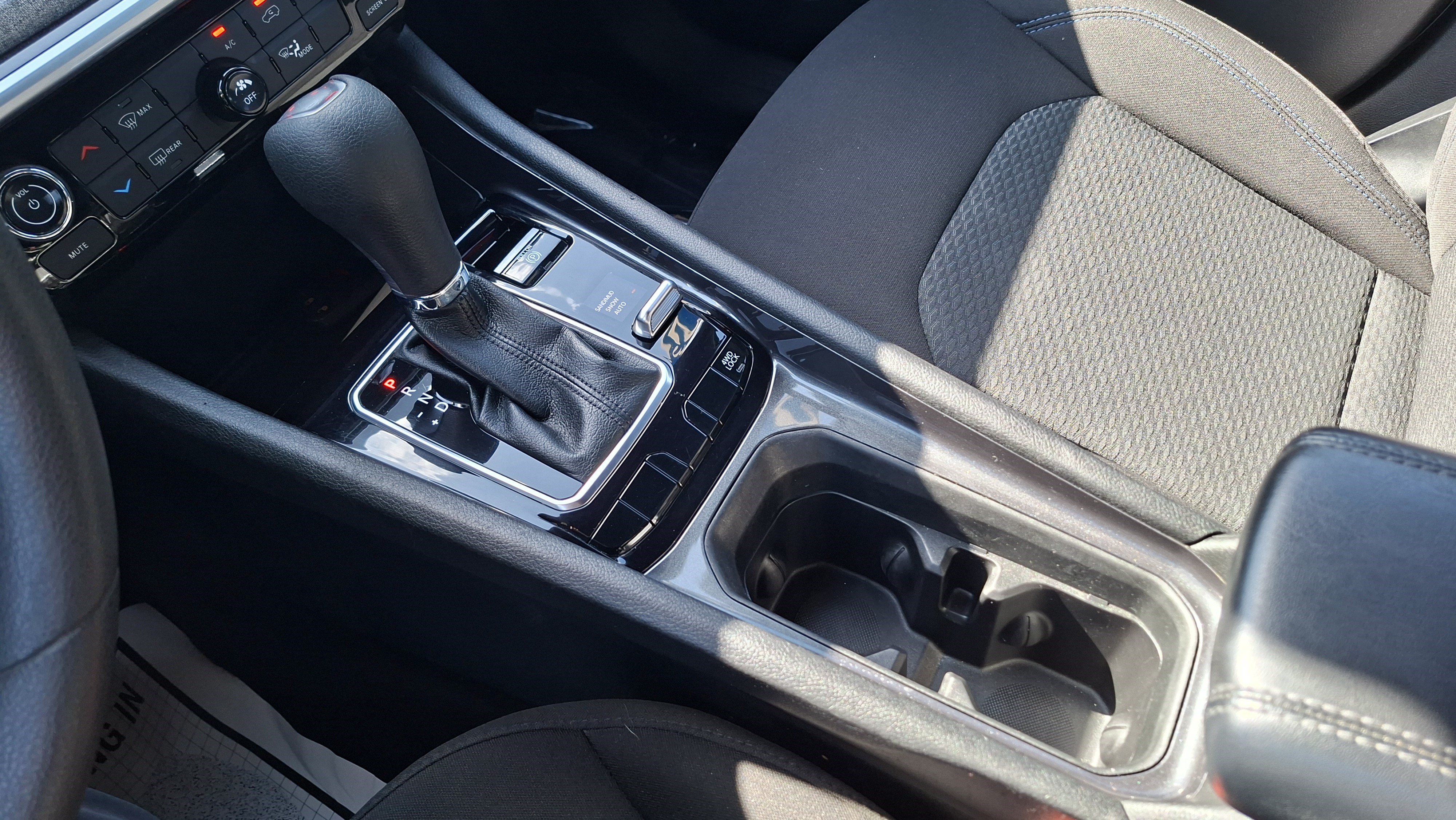 Used 2023 Jeep Compass Sport AWD/4WD image 16