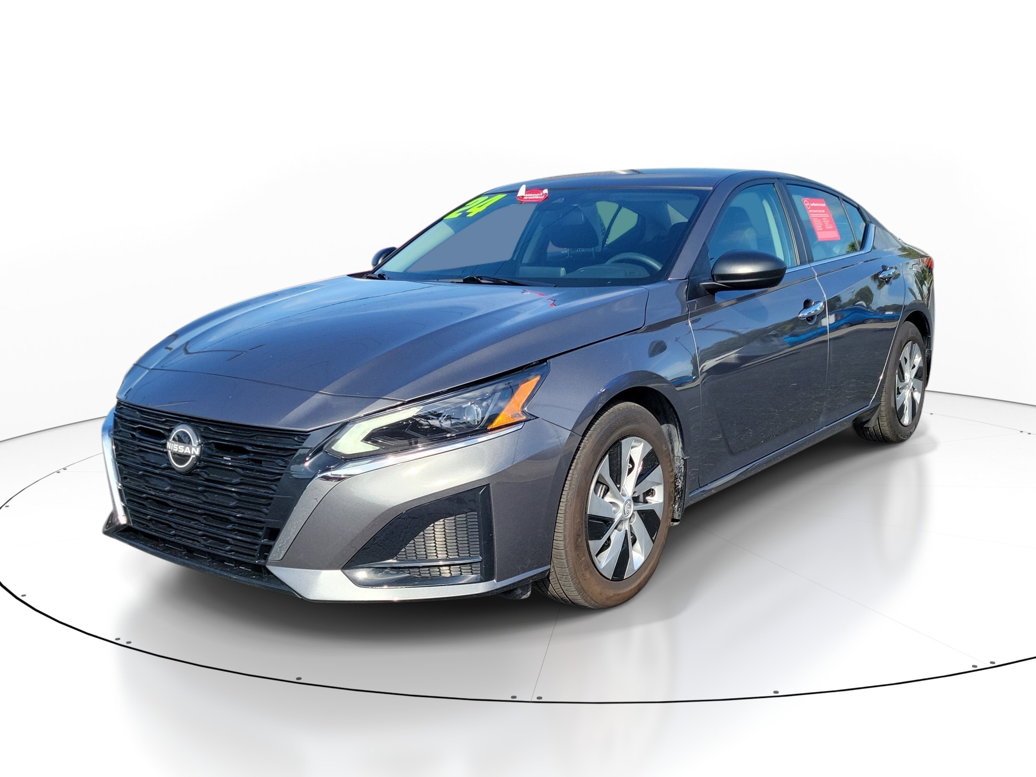 Certified 2025 Nissan Altima 2.5 S FWD image 3