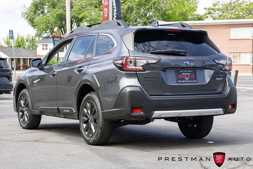 Used 2025 Subaru Outback Limited AWD/4WD image 17