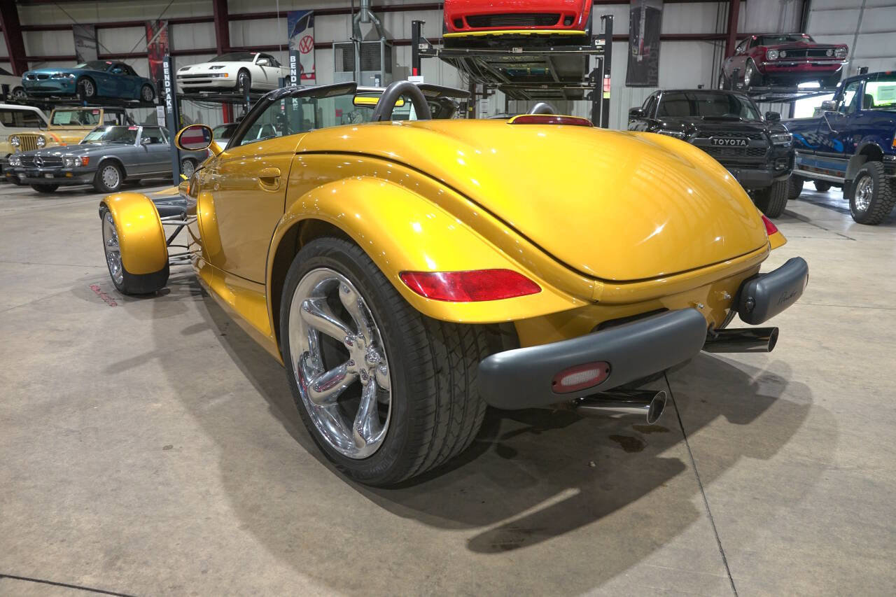 Used 2002 Chrysler Prowler RWD image 6
