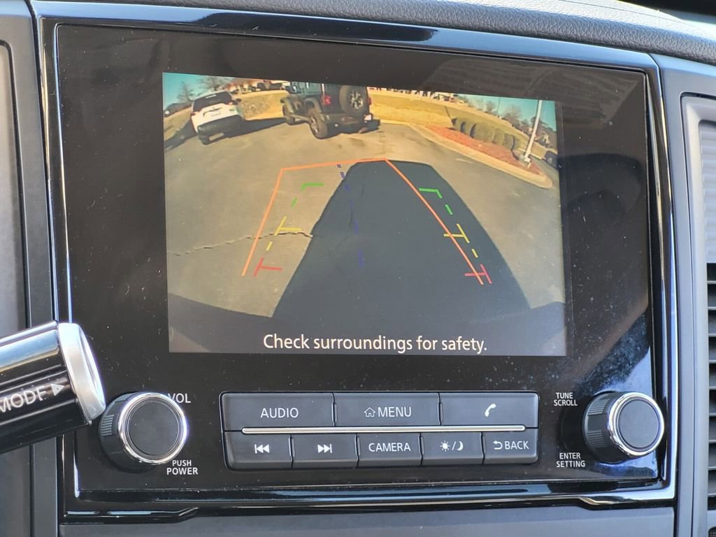 Used 2024 Nissan Titan SV w/ SV Convenience Package image 20