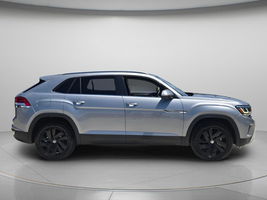 Certified 2022 Volkswagen Atlas Cross Sport SE FWD image 7