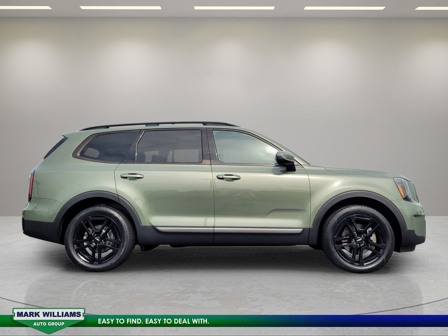 Used 2023 Kia Telluride EX X-Line AWD/4WD image 2