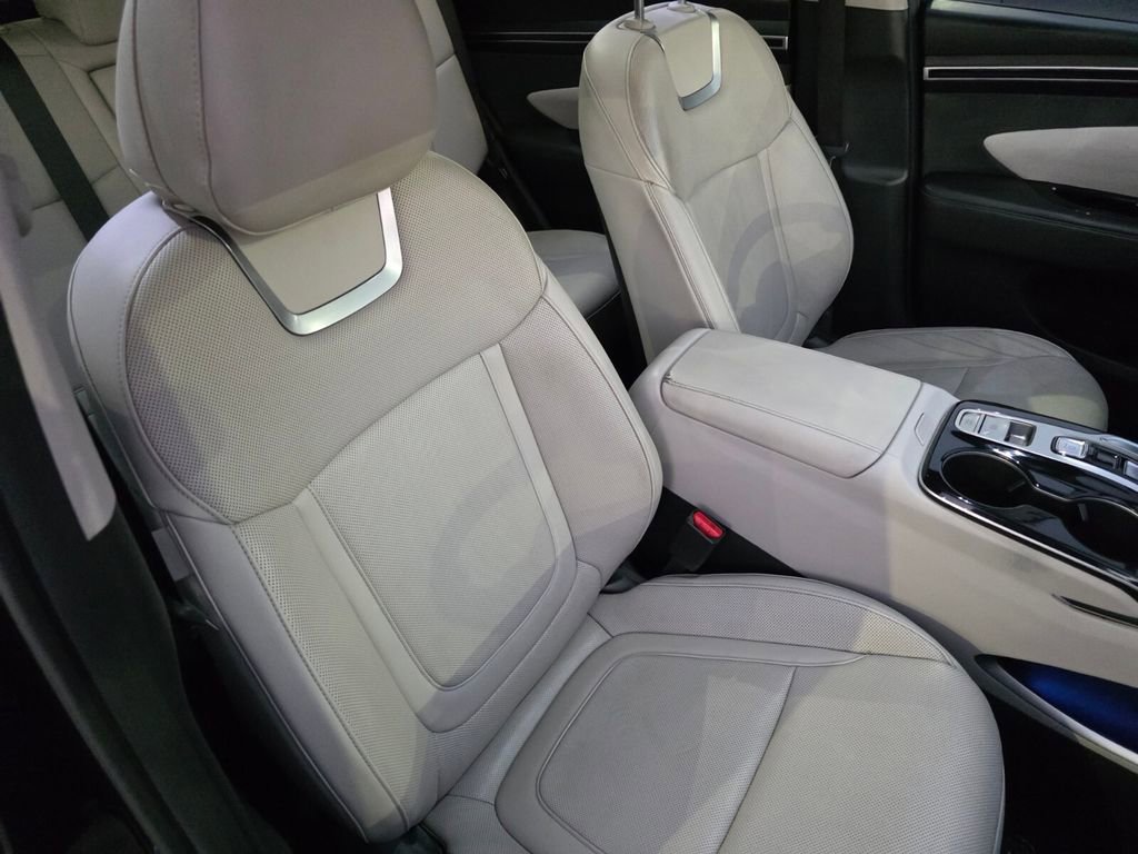 Used 2022 Hyundai Tucson Limited image 31
