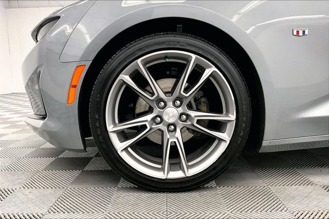 Used 2024 Chevrolet Camaro LT w/ RS Package RWD image 10
