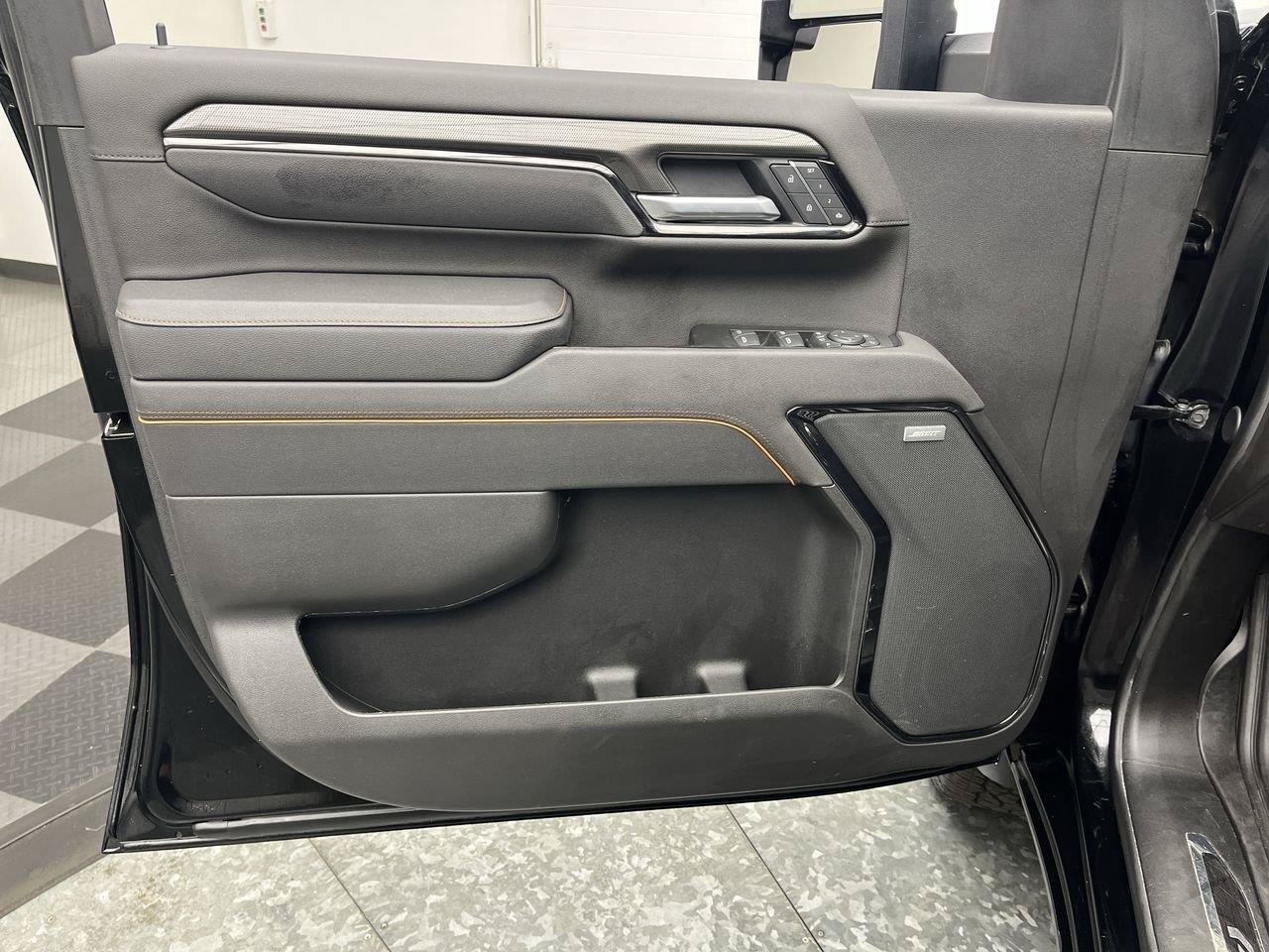 Certified 2026 GMC Sierra 2500 AT4 AWD/4WD image 10