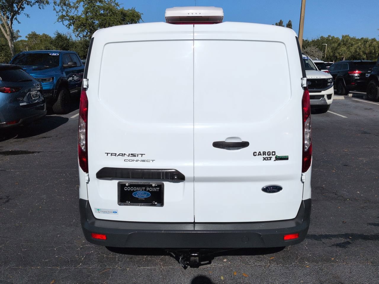 Used 2018 Ford Transit Connect XLT FWD image 5