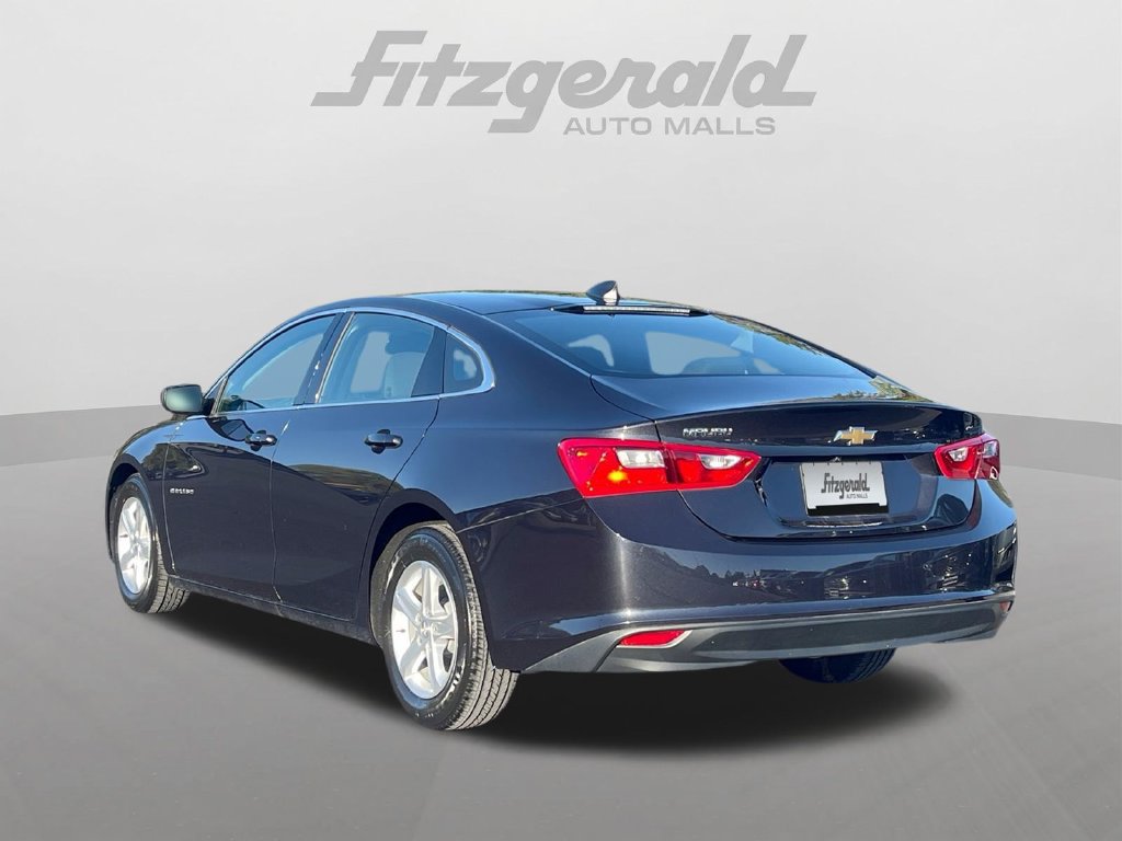 Used 2023 Chevrolet Malibu LS FWD image 17