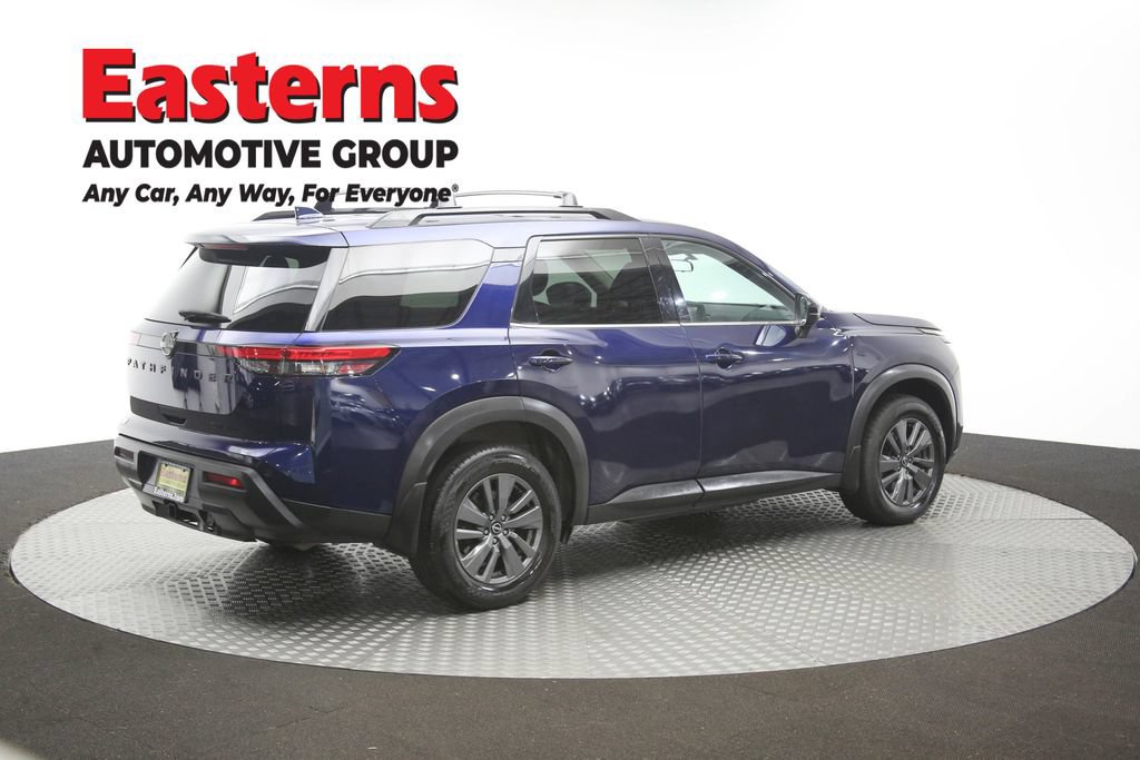 Used 2023 Nissan Pathfinder SV w/ SV Premium Package AWD/4WD image 43