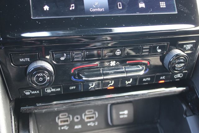 Used 2023 Jeep Grand Cherokee Altitude image 8