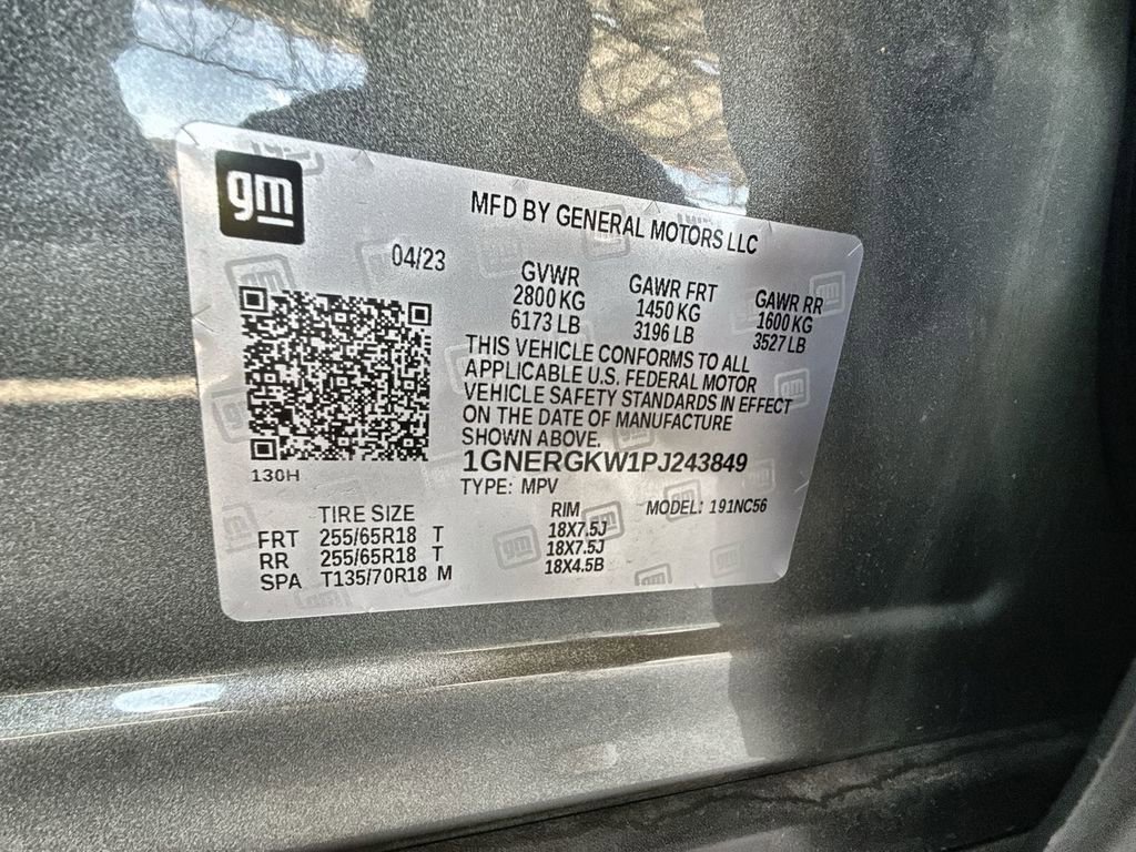 Used 2023 Chevrolet Traverse LT image 25