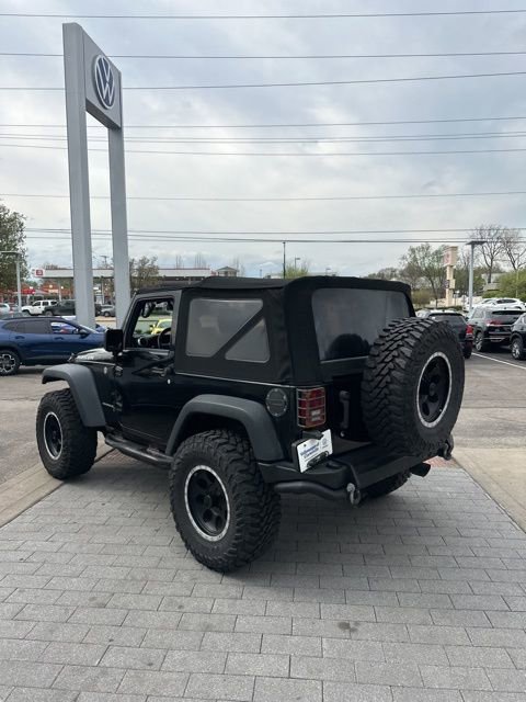 Used 2016 Jeep Wrangler Rubicon w/ Power Convenience Group image 13