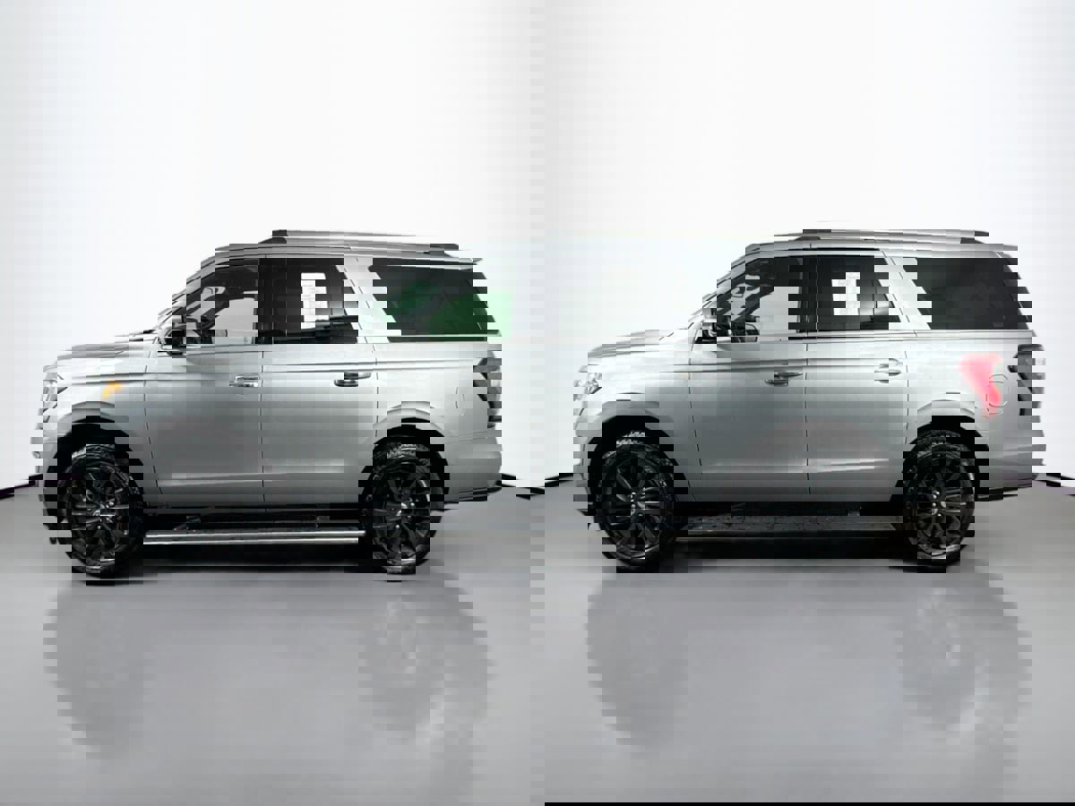 Used 2021 Ford Expedition Max Limited image 8