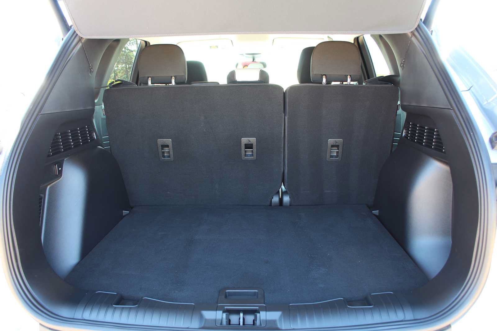 Used 2024 Ford Escape Active AWD/4WD image 9