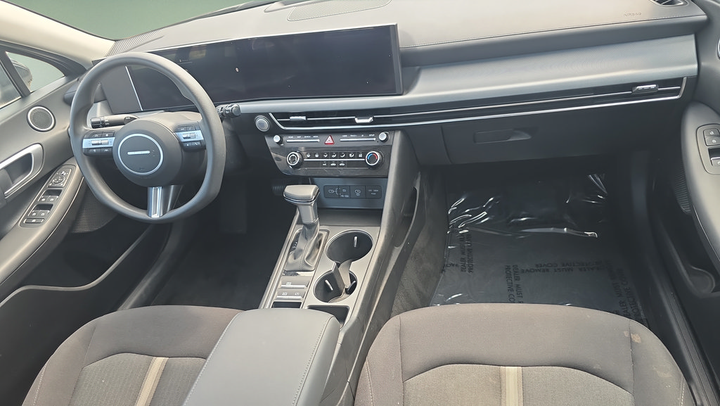 Used 2026 Hyundai Sonata SE FWD image 11