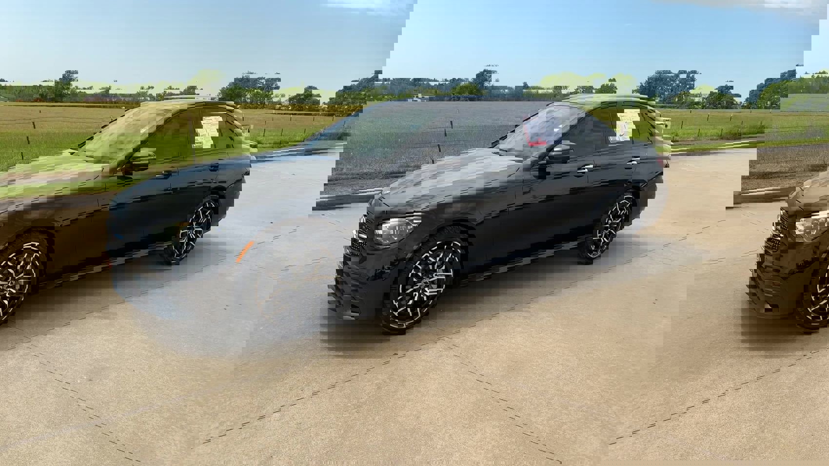 Used 2021 Mercedes-Benz E 350 4MATIC Sedan image 4