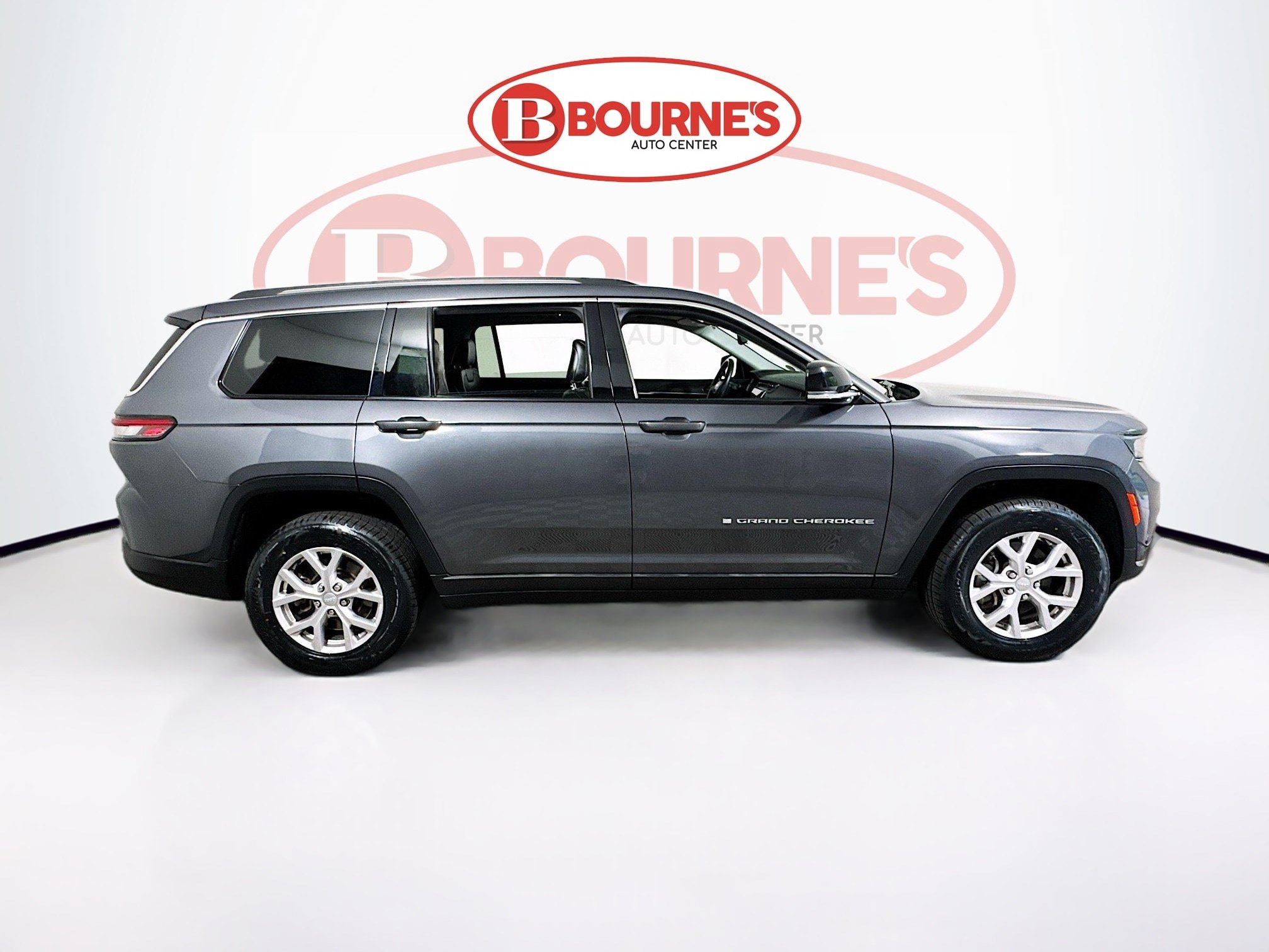 Used 2022 Jeep Grand Cherokee L Limited AWD/4WD image 12