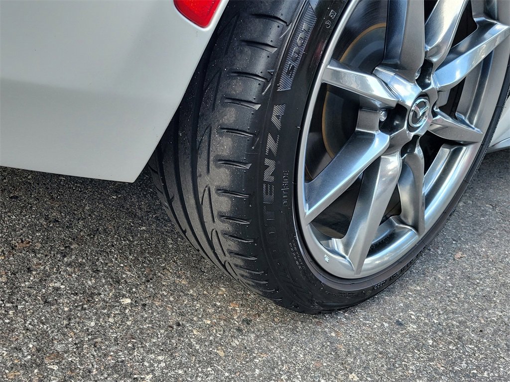 Used 2023 MAZDA MX-5 Miata Grand Touring w/ Weather Package image 33