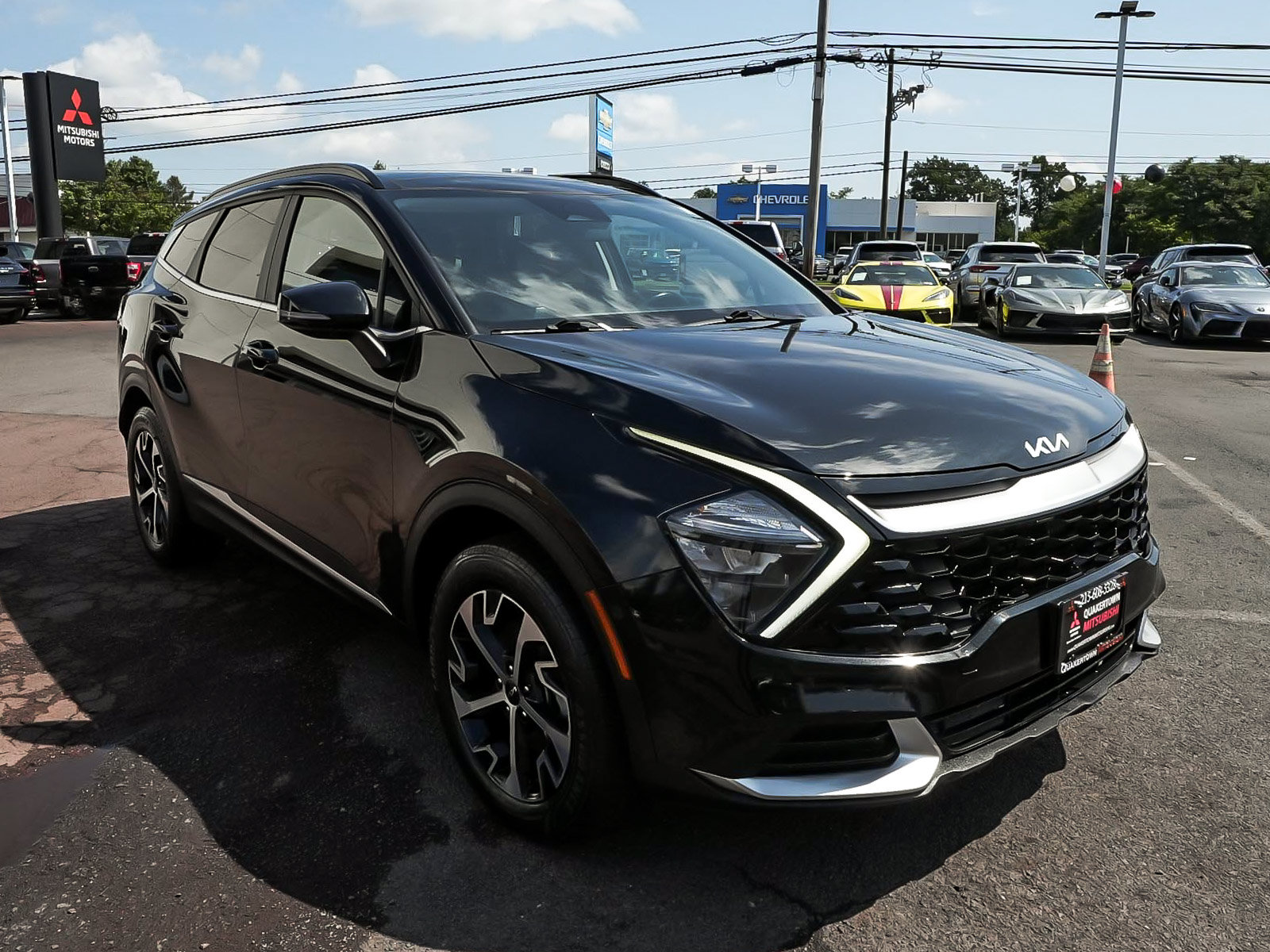 Used 2023 Kia Sportage EX w/ EX Premium Package AWD/4WD image 3