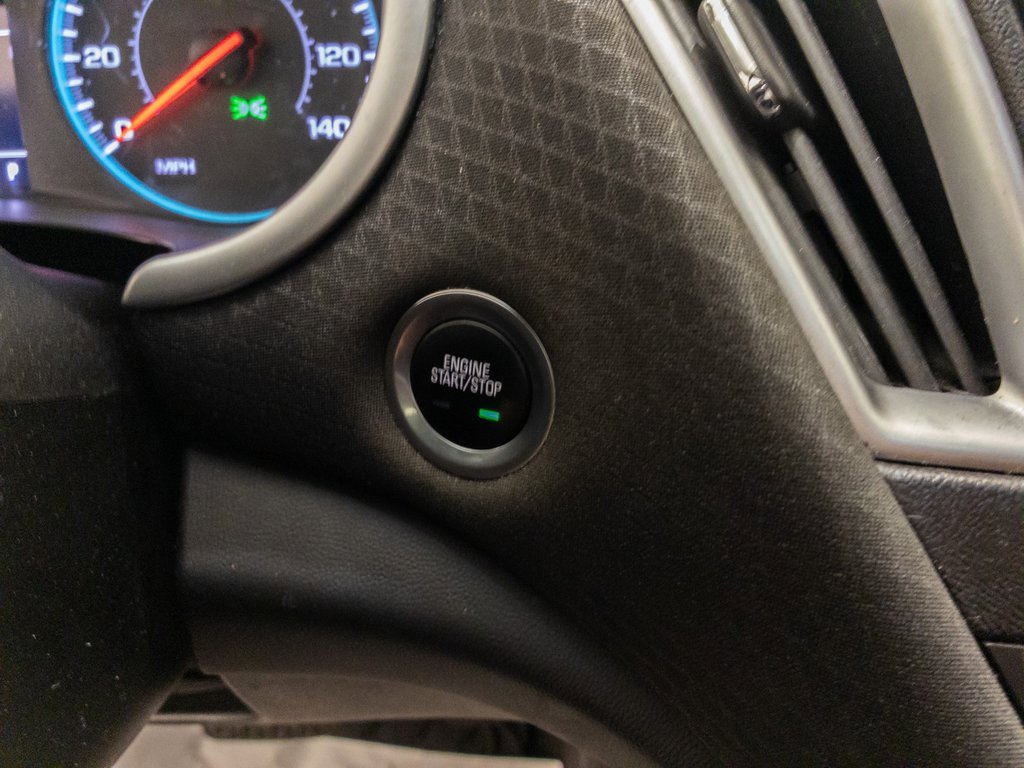 Used 2023 Chevrolet Malibu LT image 18