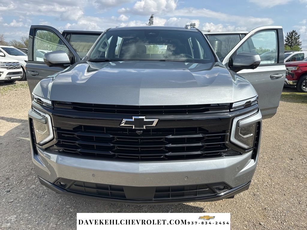 Used 2025 Chevrolet Suburban RST w/ Comfort Package image 38