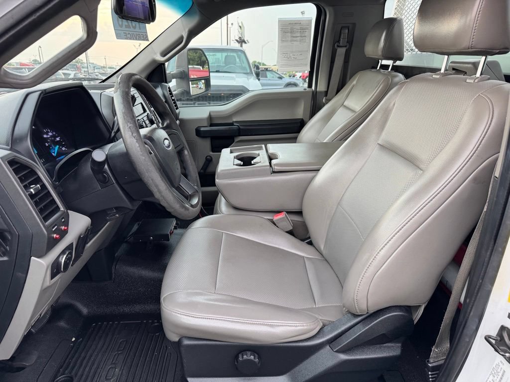Used 2018 Ford F550 2WD Regular Cab Super Duty image 6