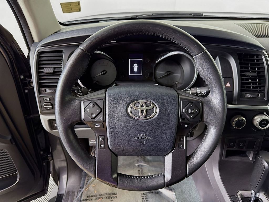 Used 2018 Toyota Sequoia SR5 image 13