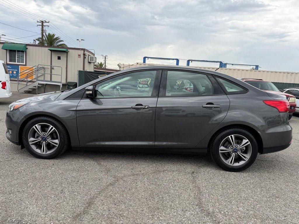 Used 2017 Ford Focus SE FWD image 10