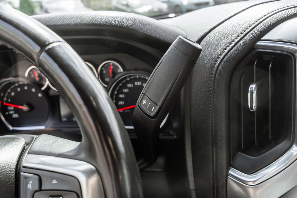 Used 2021 Chevrolet Silverado 1500 LT Trail Boss w/ Convenience Package II AWD/4WD image 25